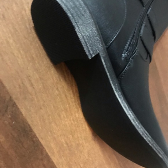 NWT black boots size 6.5 - Picture 5 of 8